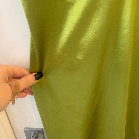 Stretchy metallic green/lime dress - Picture 5 of 6